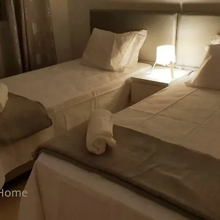 Lisbonsbesthome A 5min Do Aeroporto Apartment Lisbon